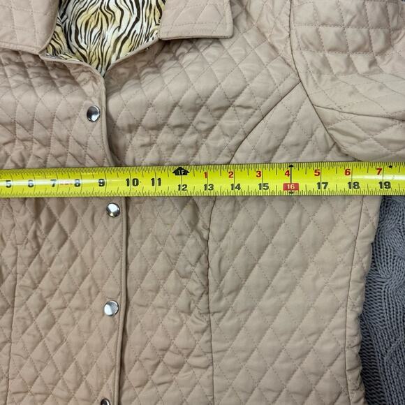 Kim Rogers Beige Quilted Puffer Jacket with Silver Snaps 8 - Picture 7 of 11